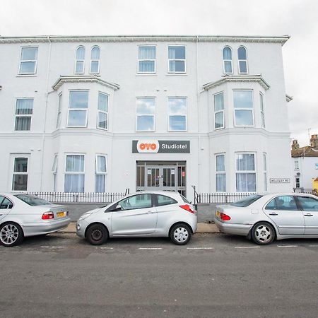 Oyo Studiotel Gy - Modern Hotel Apartments Great Yarmouth Exterior photo