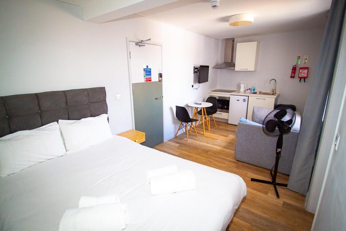 Oyo Studiotel Gy - Modern Hotel Apartments Great Yarmouth Exterior photo