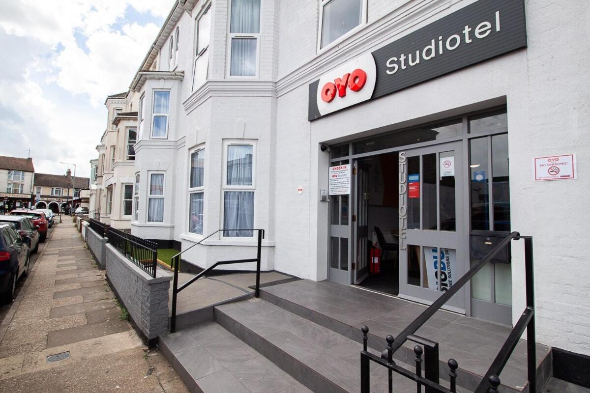 Oyo Studiotel Gy - Modern Hotel Apartments Great Yarmouth Exterior photo