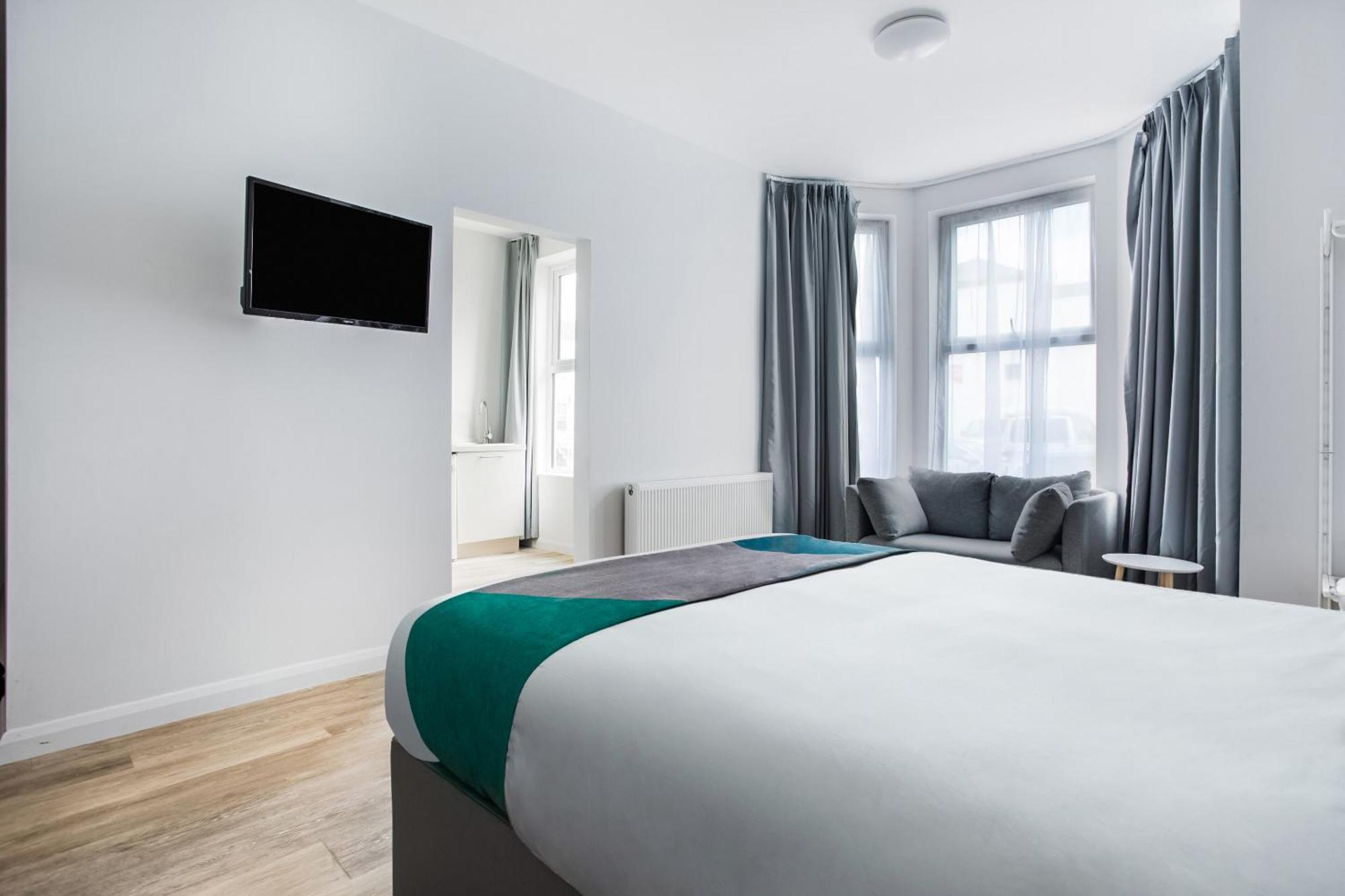 Oyo Studiotel Gy - Modern Hotel Apartments Great Yarmouth Exterior photo